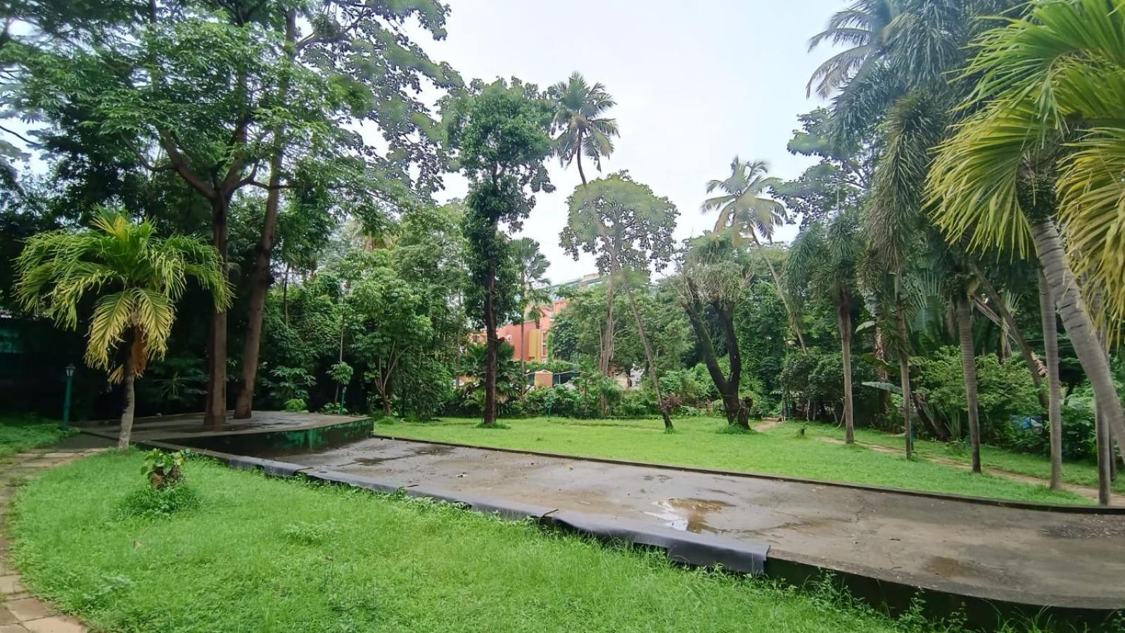 Golden Landmark Green Valley Beach Resort Dona Paula Exterior foto