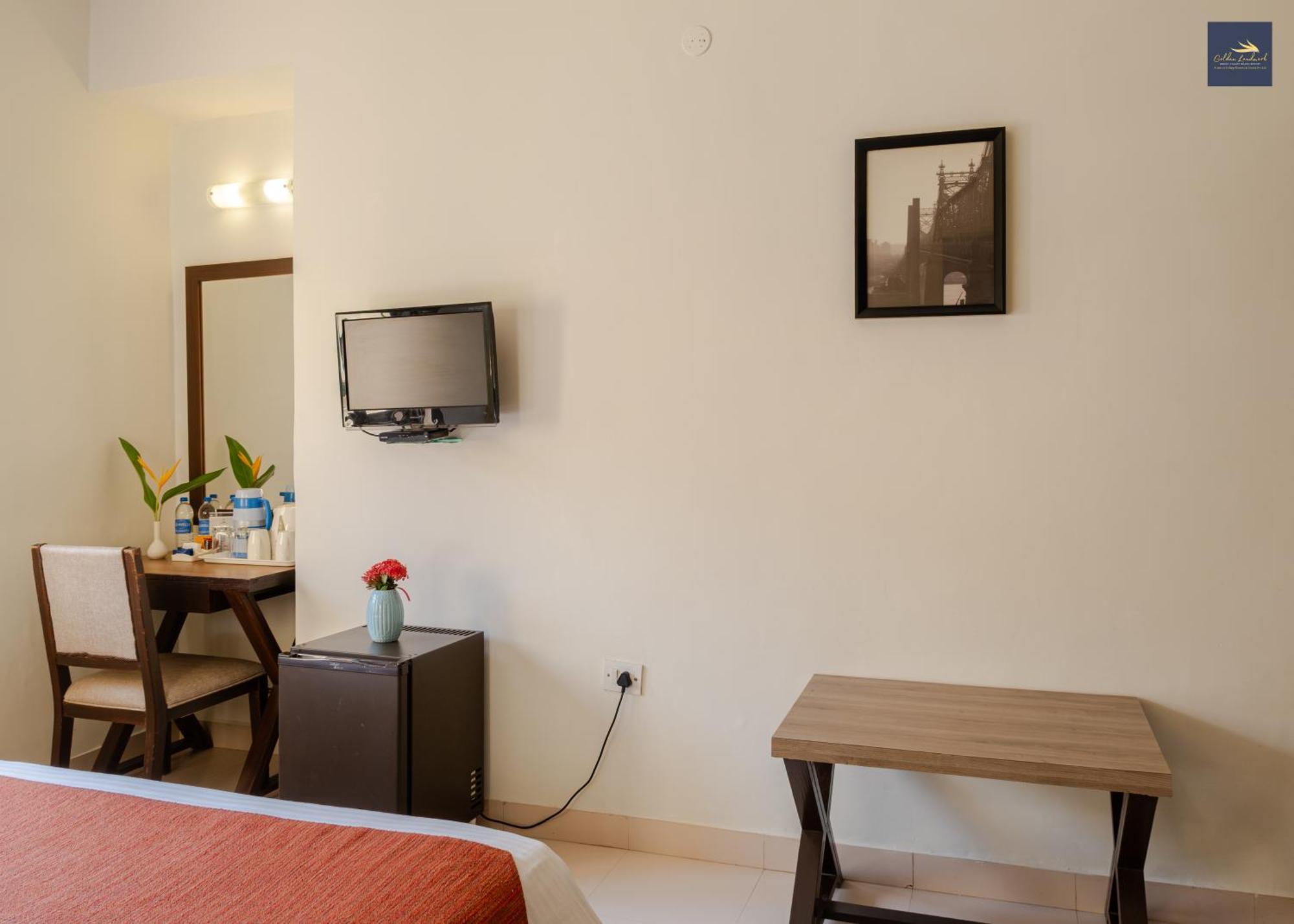 Golden Landmark Green Valley Beach Resort Dona Paula Exterior foto