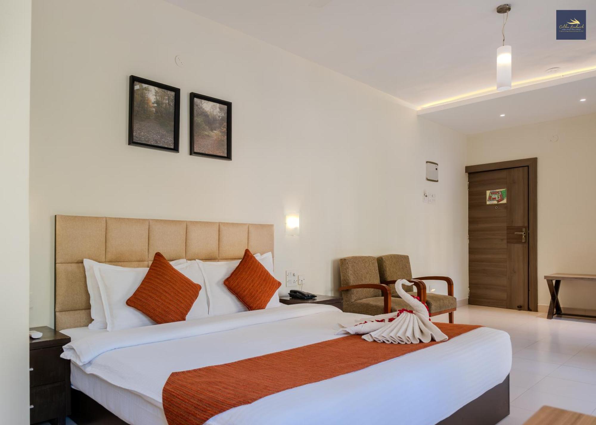 Golden Landmark Green Valley Beach Resort Dona Paula Exterior foto