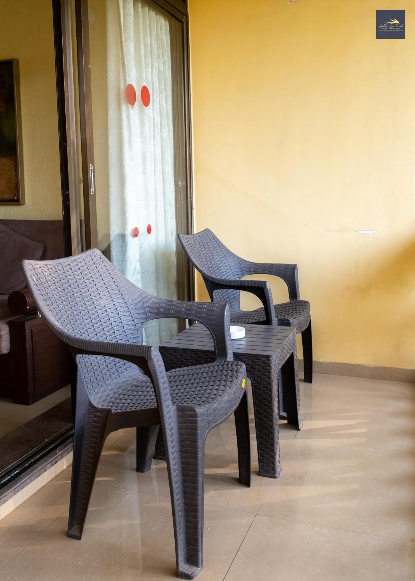 Golden Landmark Green Valley Beach Resort Dona Paula Exterior foto