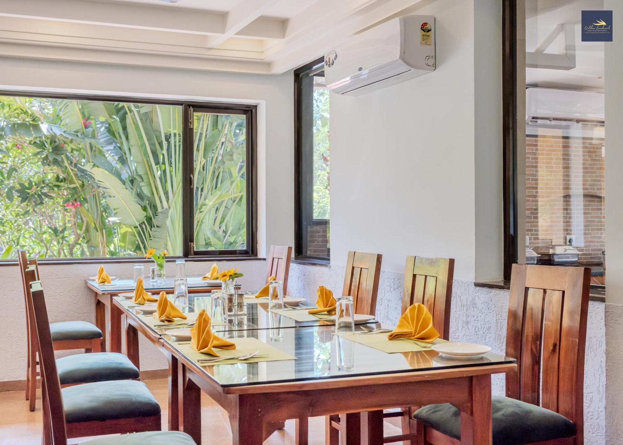 Golden Landmark Green Valley Beach Resort Dona Paula Exterior foto